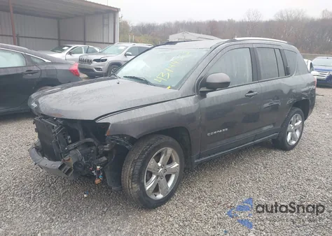 2015 Jeep Compass Latitude z USA, uszkodzony, nr VIN 1C4NJCEB3FD139202